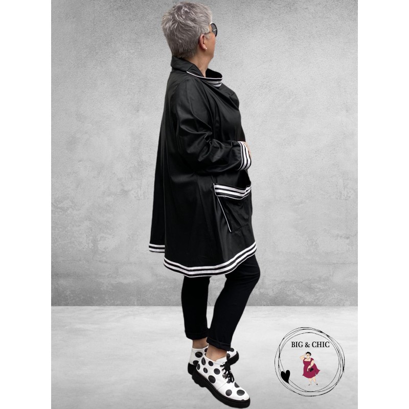 DYB Trendy Tussensjas Zwart Met Sporty Striping