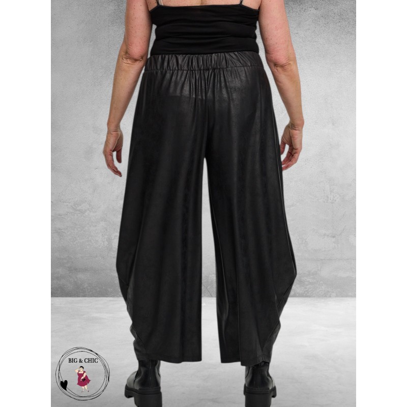 FRENZI Ballon Broek Suede Look Zwart