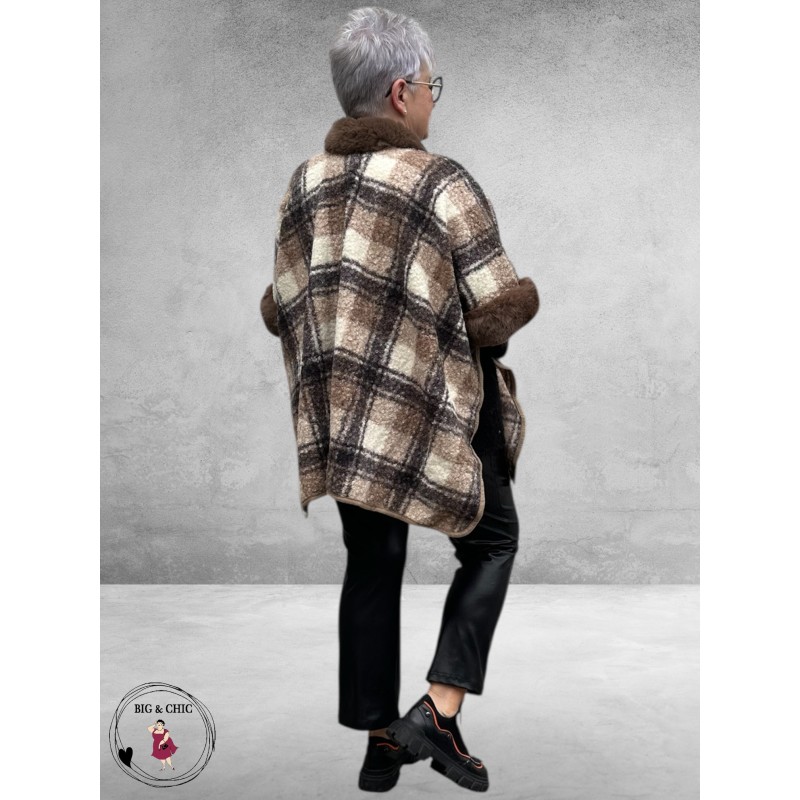 Y & D Poncho met Fake Fur Bruin Multi