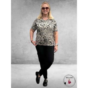 KAFFE CURVE Trui Lizzy Feather Black Leopard