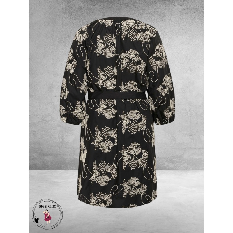 Kaffe Curve Jurk Kimmi Zwart/Ecru Borduursel