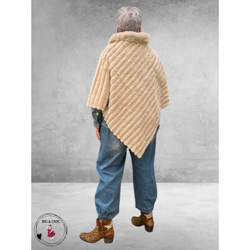 BG Poncho Fake Fur Creme