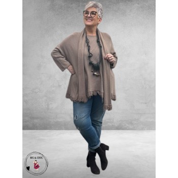 NOSTALGIA Gebreide Trui Taupe Met Sjaal