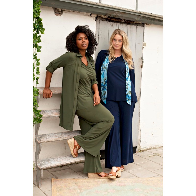 Plus Basics  Top/Shirt SS Travel Light Khaki