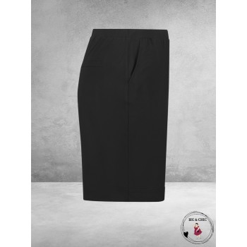 PLUS BASICS Shorts Black